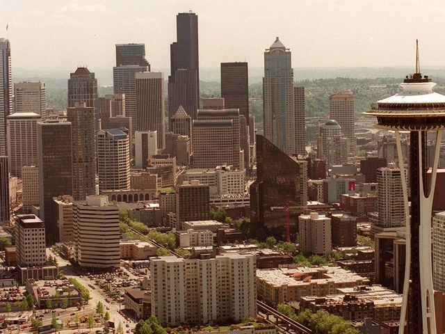 370258 13: (FILE PHOTO) The Space Needle, right, is viewed May 30, 2000 against the backdrop of downtown Seattle, WA. An earthquake measuring 6.8 in magnitude hit Seattle February 28, 2001.