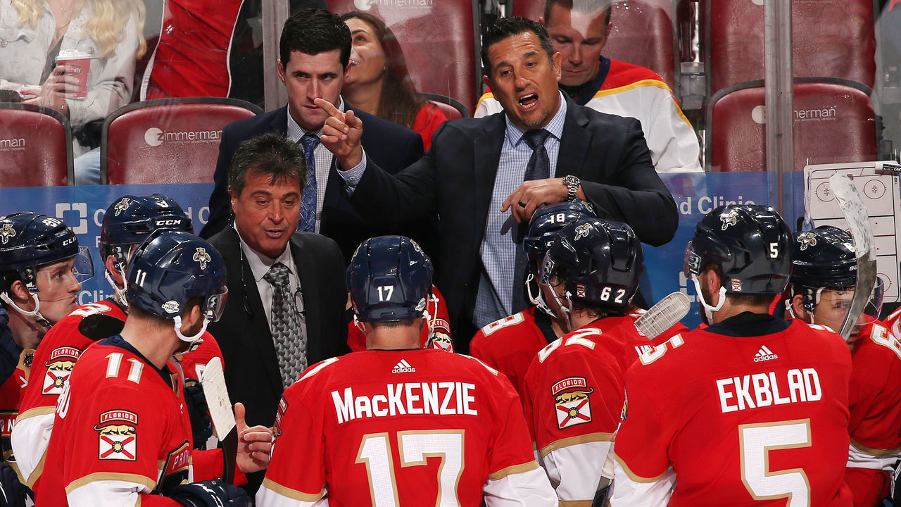 SUNRISE, FL - FEBRUARY 6: Florida Panthers Head coach Bob Boughner (rear right) of the Florida Panthers directs the players during a break in action against Vancouver Canucks at the BB&T Center on February 6, 2018 in Sunrise, Florida. The Panthers defeated the Canucks 3-1.