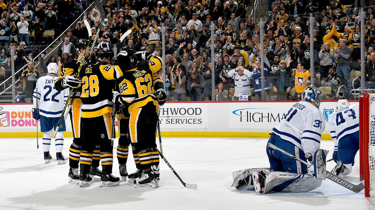 PITTSBURGH, PA - FEBRUARY 17: Evgeni Malkin #71 of the Pittsburgh Penguins celebrates his first period goal against the Toronto Maple Leafs at PPG Paints Arena on February 17, 2018 in Pittsburgh, Pennsylvania.