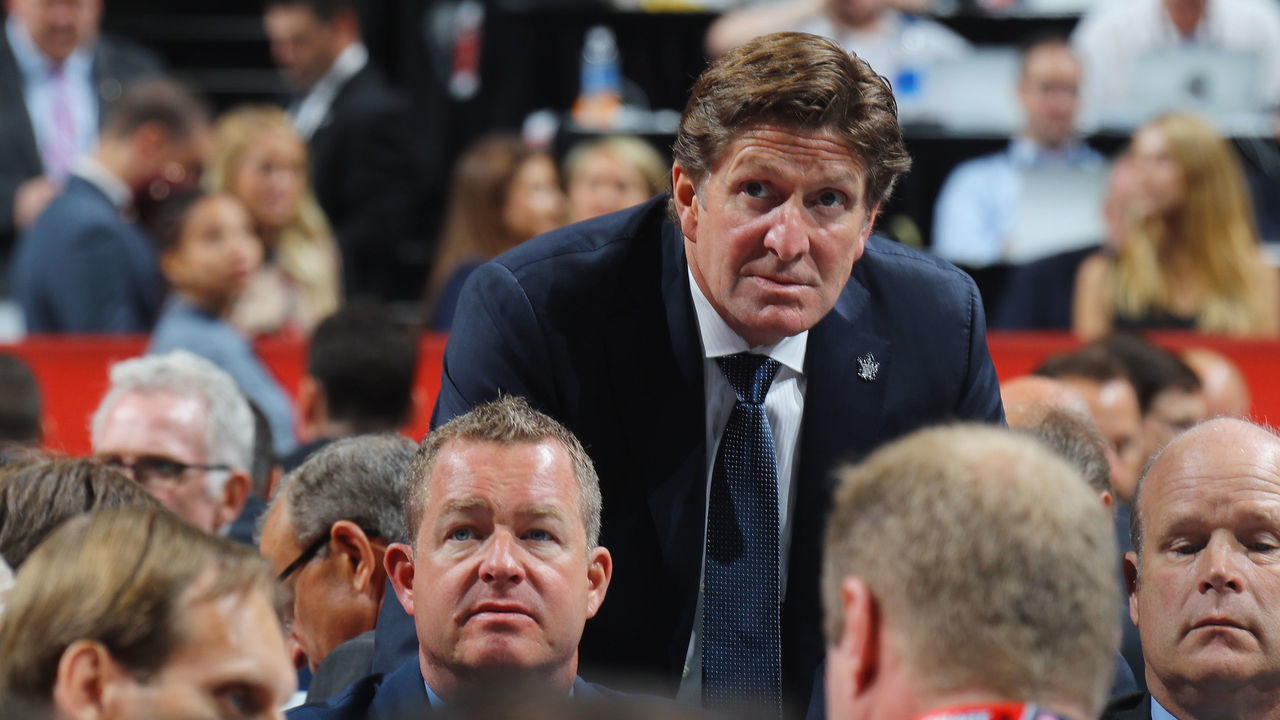 CHICAGO, IL - JUNE 24: Mike Babcock of the Toronto Maple Leafs attends the 2017 NHL Draft at the United Center on June 24, 2017 in Chicago, Illinois.