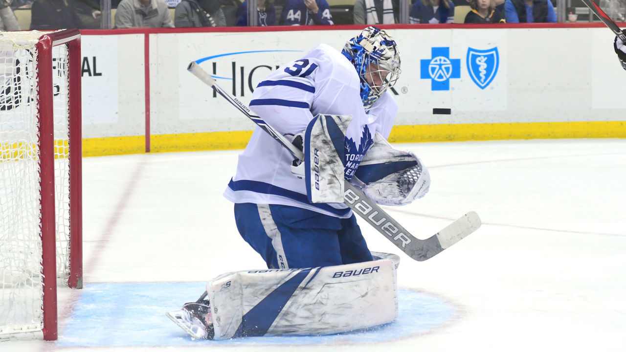 PITTSBURGH, PA - FEBRUARY 17: Frederik Andersen #31 of the Toronto Maple Leafs makes a save against the Pittsburgh Penguins at PPG PAINTS Arena on February 17, 2018 in Pittsburgh, Pennsylvania.