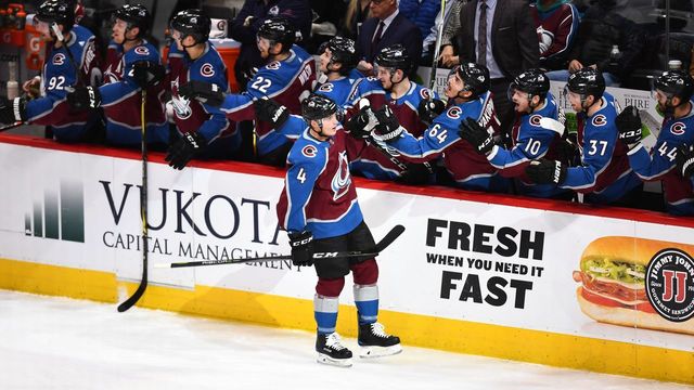 Barrie etches name in Avalanche history with 5-point night