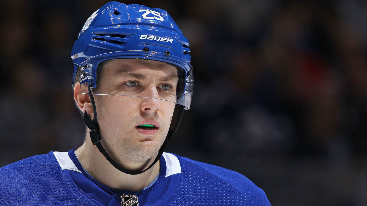 TORONTO, ON - FEBRUARY 10: James van Riemsdyk #25 of the Toronto Maple Leafs waits for a faceoff against the Ottawa Senators during an NHL game at the Air Canada Centre on February 10, 2018 in Toronto, Ontario, Canada. The Maple Leafs defeated the Senators 6-3.
