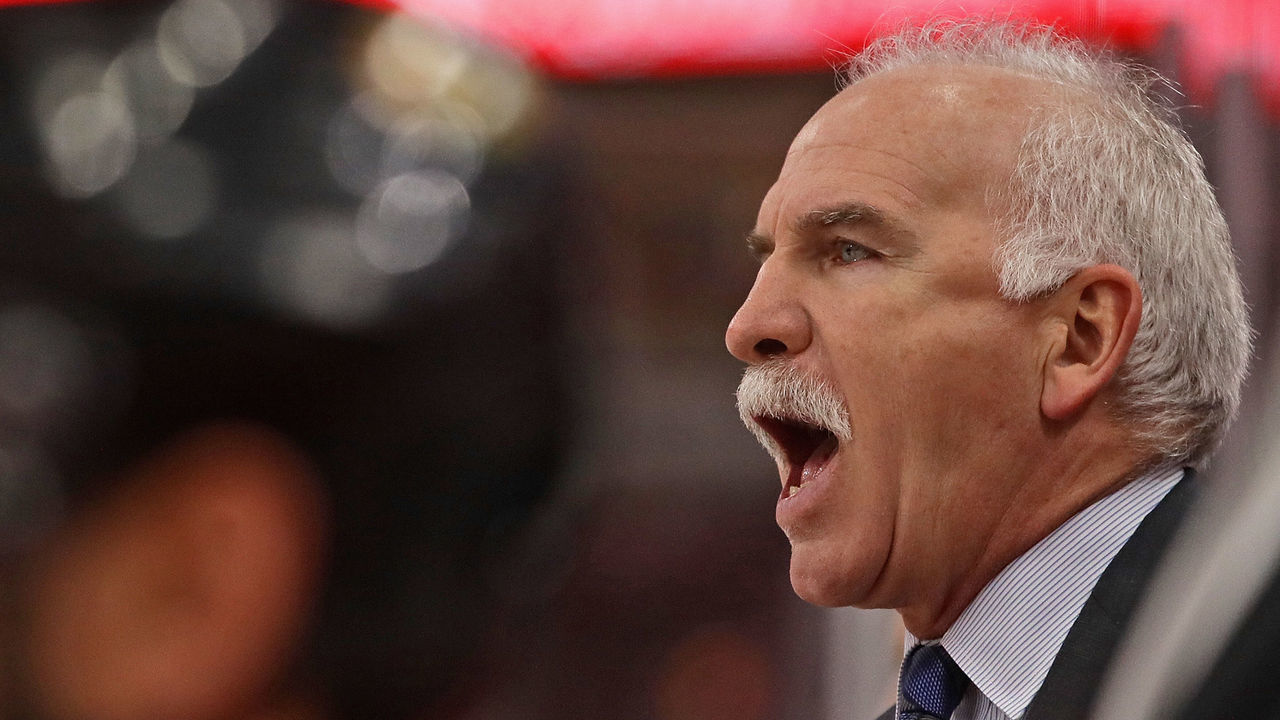 CHICAGO, IL - FEBRUARY 19: Head coach Joel Quenneville of the Chicago Blackhawks gives instructions to his team during a game against the Los Angeles Kings at the United Center on February 19, 2018 in Chicago, Illinois.