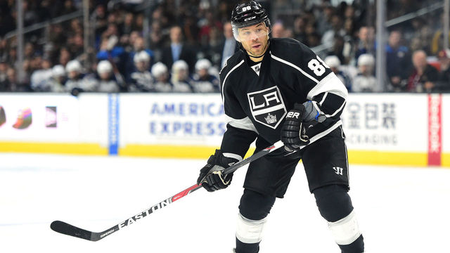 LOS ANGELES, CA - MARCH 23: Jarome Iginla #88 of the Los Angeles Kings waits for a pass during the game against the Winnipeg Jets at Staples Center on March 23, 2017 in Los Angeles, California.