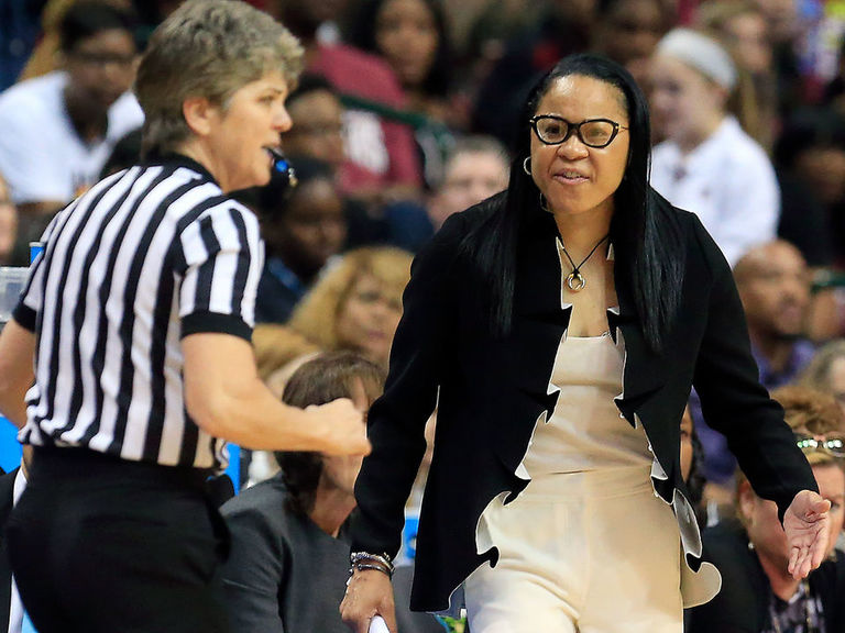 Aliyah Boston debuts with triple-double for South Carolina | theScore.com