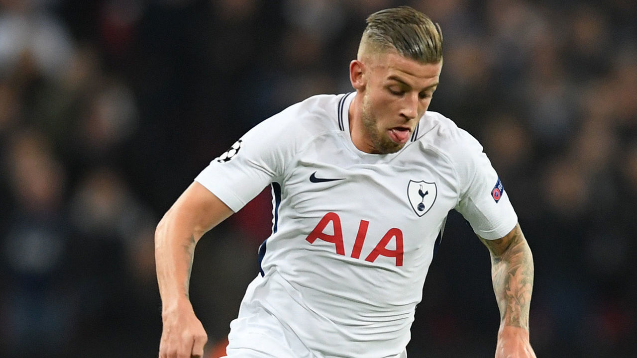 LONDON, ENGLAND - NOVEMBER 01: Toby Alderweireld of Tottenham Hotspur in action during the UEFA Champions League group H match between Tottenham Hotspur and Real Madrid at Wembley Stadium on November 1, 2017 in London, United Kingdom.