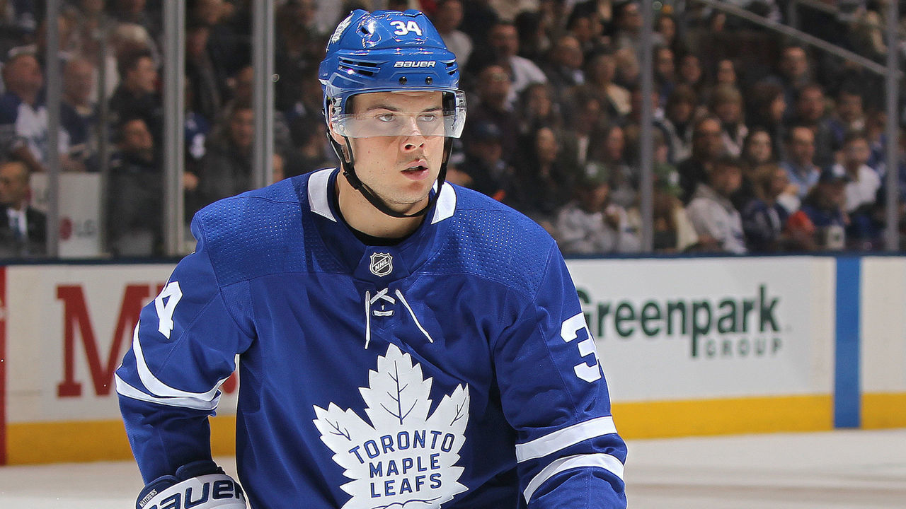 TORONTO, ON - FEBRUARY 10: Auston Matthews #34 of the Toronto Maple Leafs skates against the Ottawa Senators during an NHL game at the Air Canada Centre on February 10, 2018 in Toronto, Ontario, Canada. The Maple Leafs defeated the Senators 6-3.