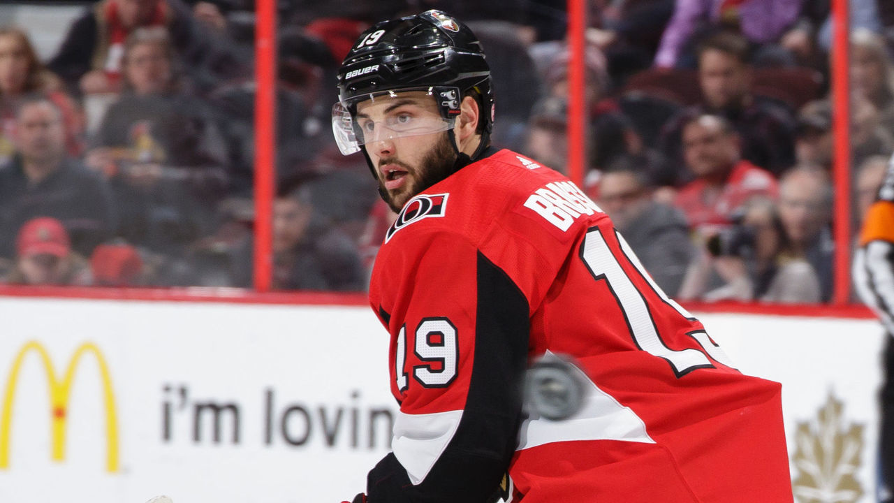OTTAWA, ON - JANUARY 9: Derick Brassard #19 of the Ottawa Senators skates against the Chicago Blackhawks at Canadian Tire Centre on January 9, 2018 in Ottawa, Ontario, Canada.