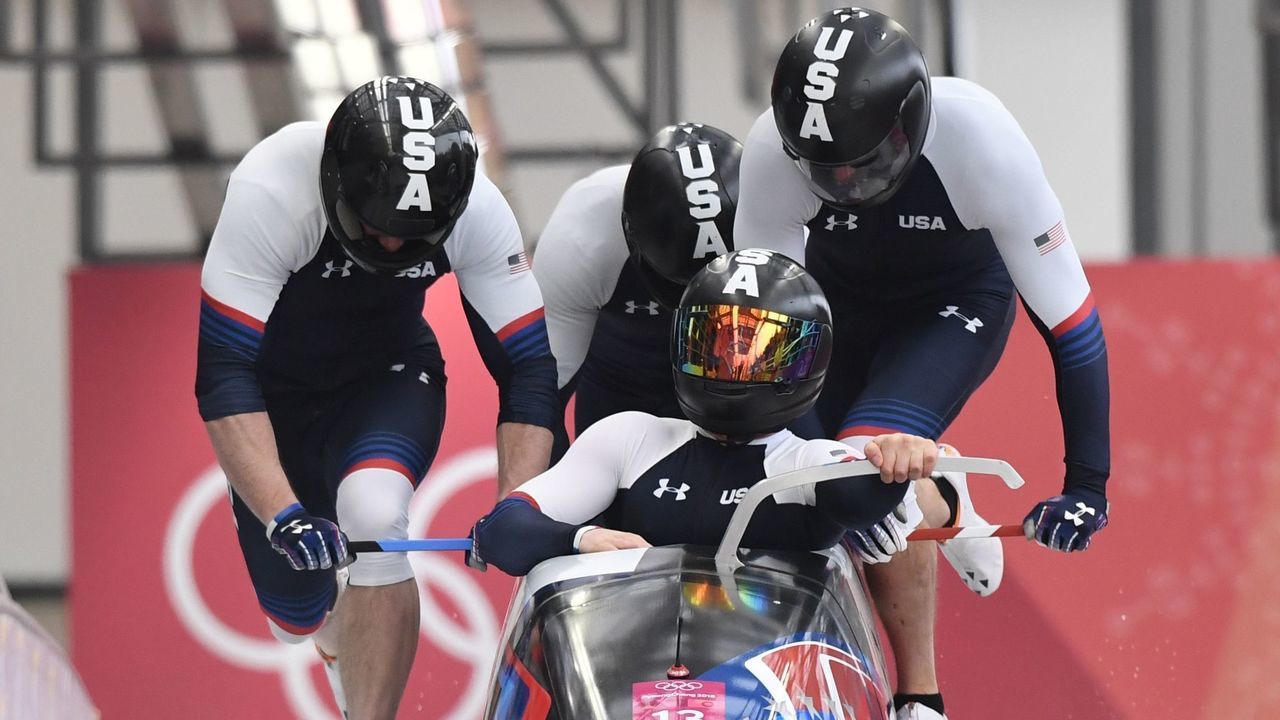 US Codie Bascue leads his team in the 4-man bobsleigh heat 1 run during the Pyeongchang 2018 Winter Olympic Games, at the Olympic Sliding Centre on February 24, 2018 in Pyeongchang. / AFP PHOTO / Mark RALSTON