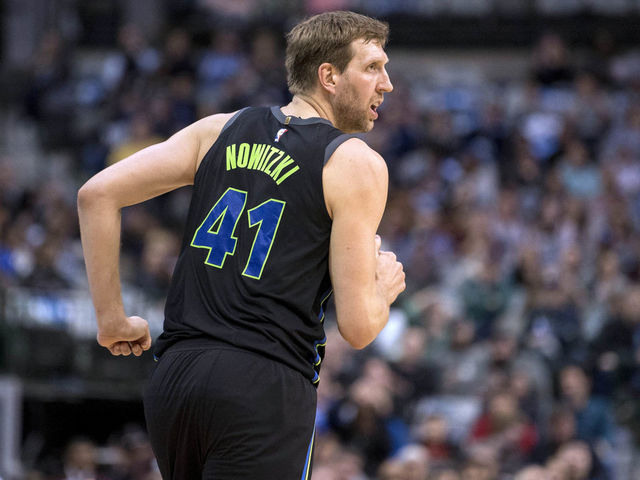 Report: Nowitzki undergoes season-ending ankle surgery