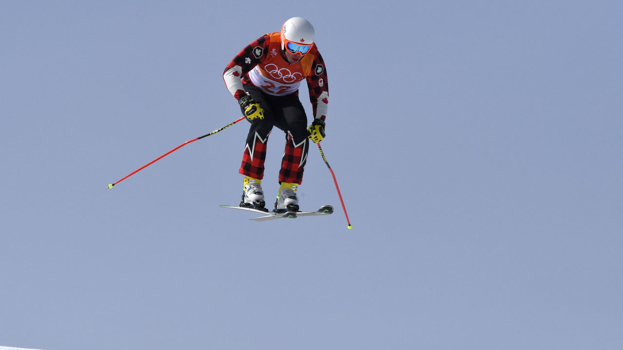 PYEONGCHANG-GUN, SOUTH KOREA - FEBRUARY 21: Dave Duncan of Canada competes in the Freestyle Skiing Men's Ski Cross Seeding on day 12 of the PyeongChang 2018 Winter Olympic Games at Phoenix Snow Park on February 21, 2018 in Pyeongchang-gun, South Korea.