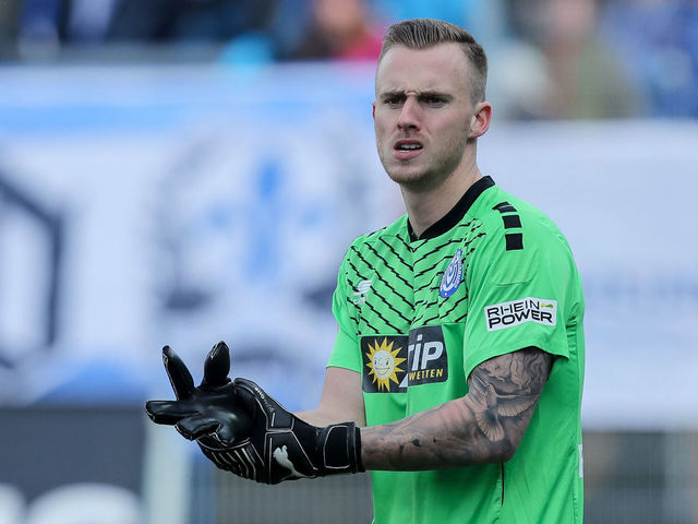 DARMSTADT, GERMANY - FEBRUARY 04: Goalkeeper Mark Flekken of Duisburg looks on during the Second Bundesliga match between SV Darmstadt 98 and MSV Duisburg at Merck-Stadion am Boellenfalltor on February 4, 2018 in Darmstadt, Germany.