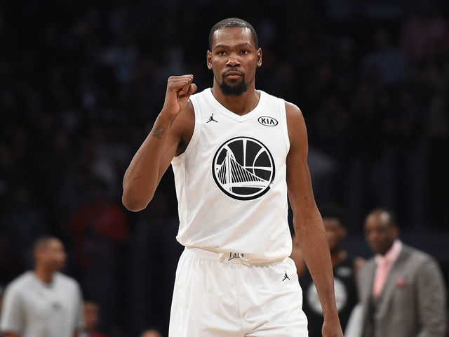 LOS ANGELES, CA - FEBRUARY 18: Kevin Durant #35 of Team LeBron James celebrates during the NBA All-Star Game 2018 at Staples Center on February 18, 2018 in Los Angeles, California.