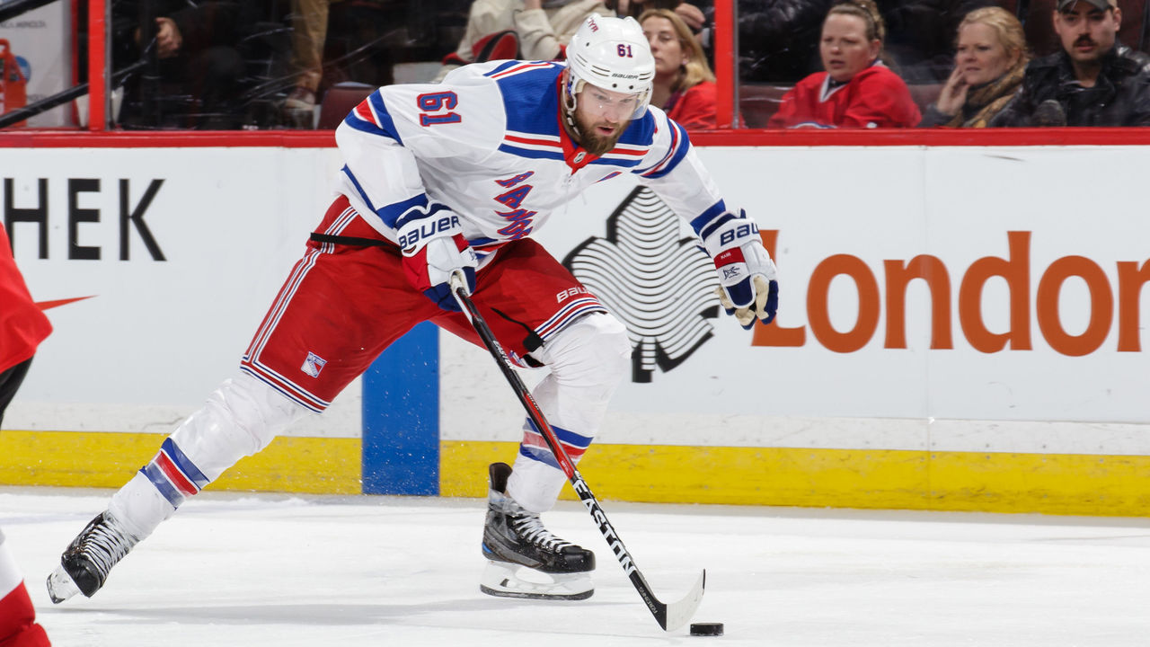OTTAWA, ON - FEBRUARY 17: Rick Nash #61 of the ''New York Rangers skates with the puck against the Ottawa Senators at Canadian Tire Centre on February 17, 2018 in Ottawa, Ontario, Canada. *** Local Caption ***