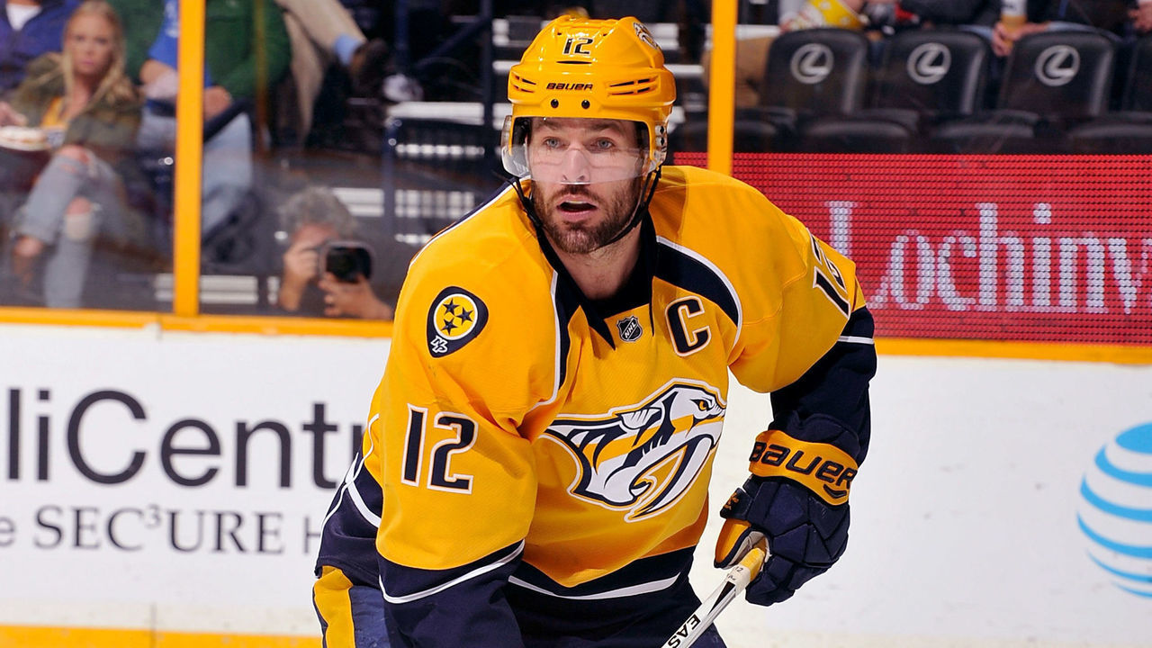 NASHVILLE, TN - DECEMBER 15: Mike Fisher #12 of the Nashville Predators skates against the Minnesota Wild during the second period at Bridgestone Arena on December 15, 2016 in Nashville, Tennessee.
