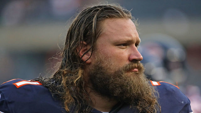CHICAGO, IL - AUGUST 31: Josh Sitton #71 of the Chicago Bears participates in warm-ups before a preseason game against the Cleveland Browns at Soldier Field on August 31, 2017 in Chicago, Illinois.