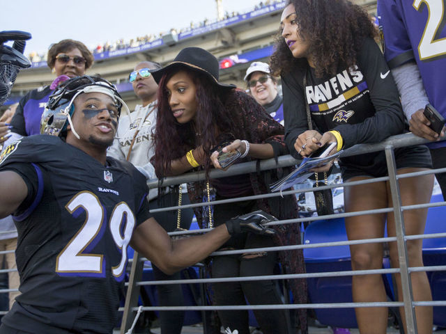 BALTIMORE, MD - OCTOBER 01: Marlon Humphrey #29 of the Baltimore Ravens greats fans after the game against the Pittsburgh Steelers at M&T Bank Stadium on October 1, 2017 in Baltimore, Maryland.