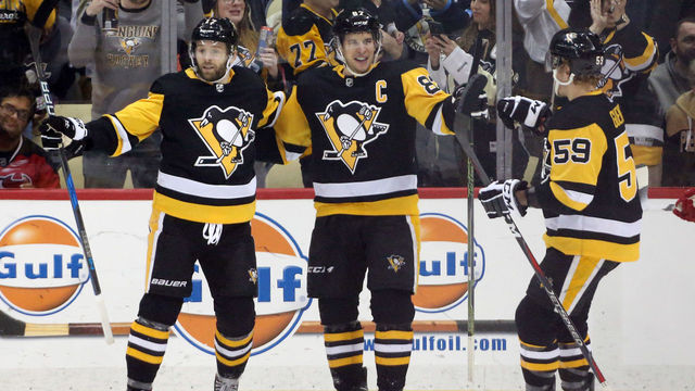 Watch: Crosby snaps OT winner, ties Malkin for franchise lead