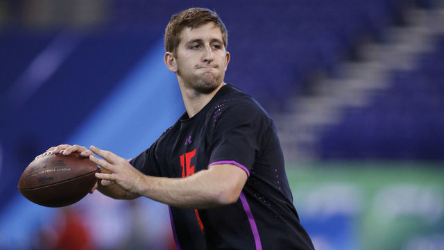 INDIANAPOLIS, IN - MARCH 03: UCLA quarterback Josh Rosen throws during the NFL Combine at Lucas Oil Stadium on March 3, 2018 in Indianapolis, Indiana.