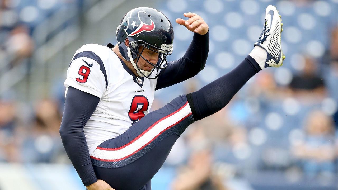 NASHVILLE, TN - DECEMBER 27: Shane Lechler #9 of the Houston Texans follows through on his punt during the game against the Tennessee Titans at LP Field on December 27, 2015 in Nashville, Tennessee.