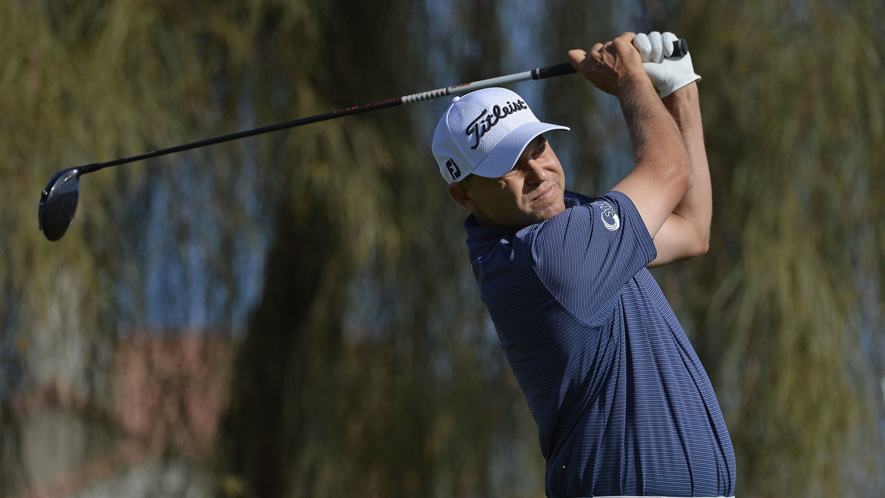 SCOTTSDALE, AZ - FEBRUARY 04: Bill Haas watches his tee shot on the second hole during the final round of the Waste Management Phoenix Open at TPC Scottsdale on February 4, 2018 in Scottsdale, Arizona.