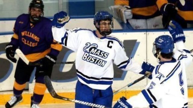 Oilers sign Dylan Larkin's brother, Colin, to 1-year deal
