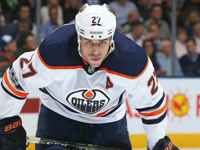 TORONTO, ON - DECEMBER 10: Milan Lucic #27 of the Edmonton Oilers waits for a faceoff against the Toronto Maple Leafs during an NHL game at the Air Canada Centre on December 10, 2017 in Toronto, Ontario, Canada. The Maple Leafs defeated the Oilers 1-0.