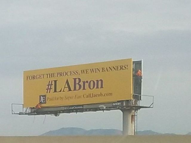 Lakers superfan uses billboards to recruit LeBron James, takes shot at 76ers