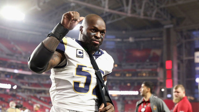 GLENDALE, AZ - DECEMBER 03: Inside linebacker Alec Ogletree #52 of the Los Angeles Rams runs off the field after the Rams defeated the Arizona Cardinals 32-16 during the NFL game at the University of Phoenix Stadium on December 3, 2017 in Glendale, Arizona.