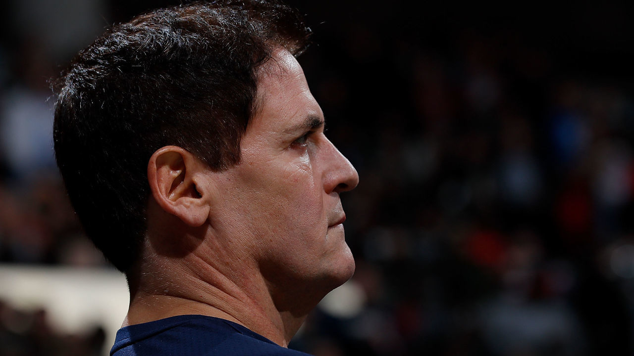 ATLANTA, GA - DECEMBER 23: Mark Cuban, owner of the Dallas Mavericks, looks on in the final seconds of their 112-107 loss to the Atlanta Hawks at Philips Arena on December 23, 2017 in Atlanta, Georgia.