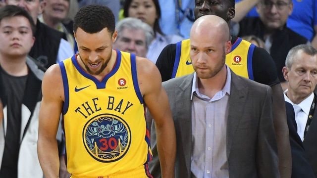 Curry suffers MCL sprain in 1st game back from ankle injury