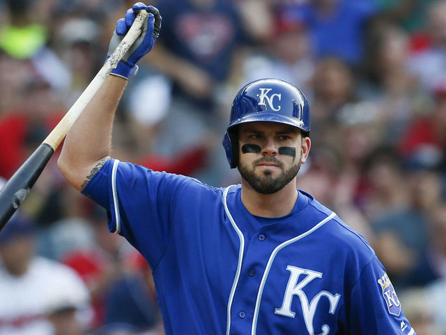 Mike Moustakas kc royals #8  Kansas city royals baseball, Kc royals,  Royals baseball