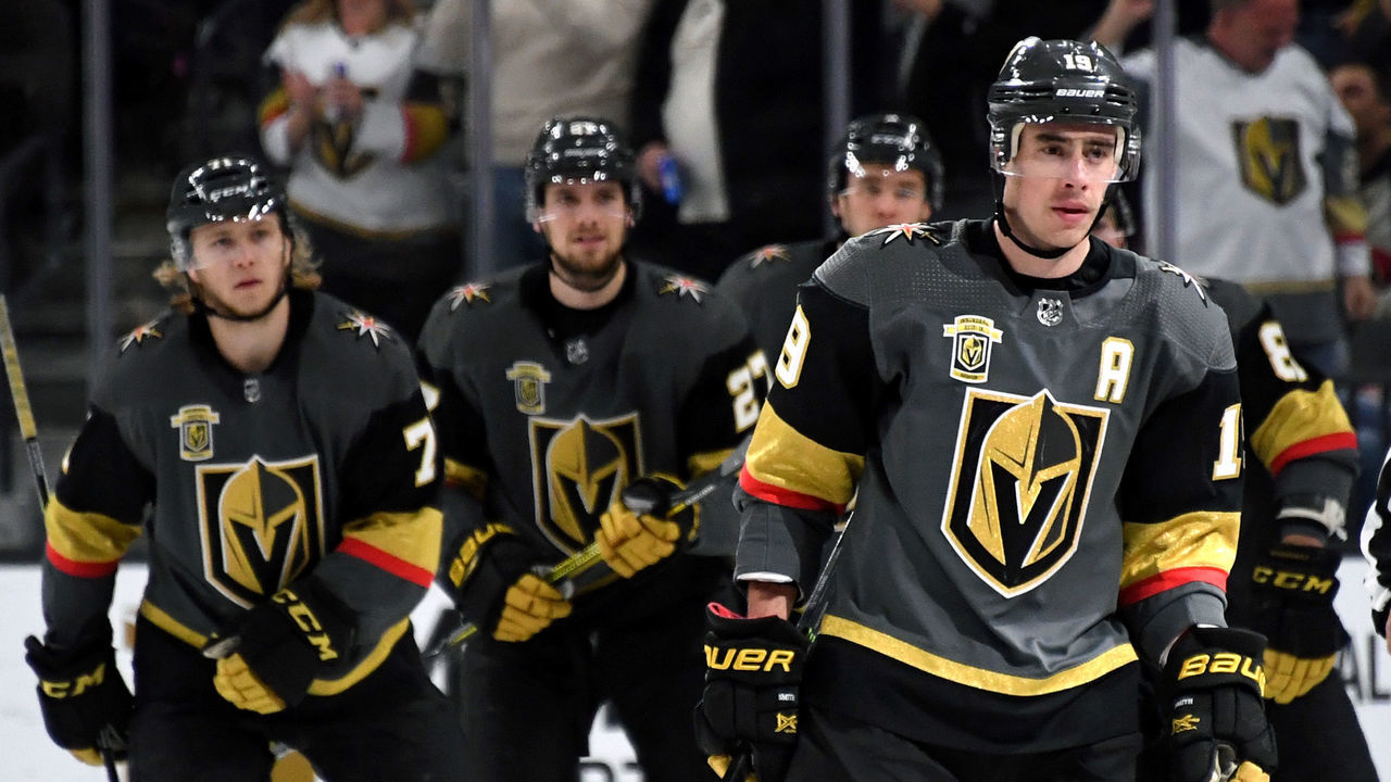 LAS VEGAS, NV - MARCH 02: Reilly Smith #19 of the Vegas Golden Knights skates towards his bench to celebrate with teammates after scoring a first-period goal against the Ottawa Senators during their game at T-Mobile Arena on March 2, 2018 in Las Vegas, Nevada. The Senators won 5-4.