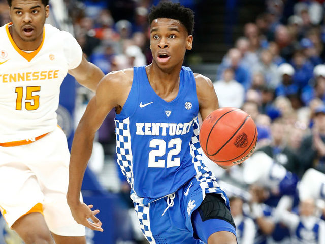 ST LOUIS, MO - MARCH 11: Shai Gilgeous-Alexander #22 of the Kentucky Wildcats dribbles the ball against the Tennessee Volunteers during the Championship game of the 2018 SEC Basketball Tournament at Scottrade Center on March 11, 2018 in St Louis, Missouri.