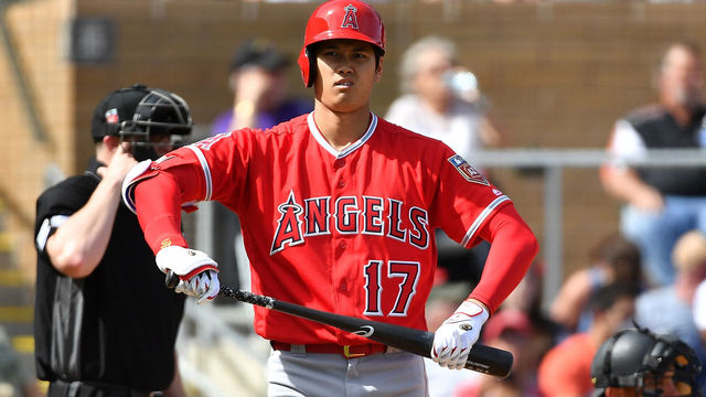 SCOTTSDALE, AZ - MARCH 06: Shohei Ohtani #17 of the Los Angeles Angels reacts while at bat in the fourth inning of the spring training game against the Arizona Diamondbacks at Salt River Fields at Talking Stick on March 6, 2018 in Scottsdale, Arizona.
