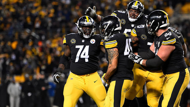 PITTSBURGH, PA - DECEMBER 10: Roosevelt Nix-Jones #45 of the Pittsburgh Steelers celebrates with teammates after a 1 yard touchdown reception in the fourth quarter during the game against the Baltimore Ravens at Heinz Field on December 10, 2017 in Pittsburgh, Pennsylvania.