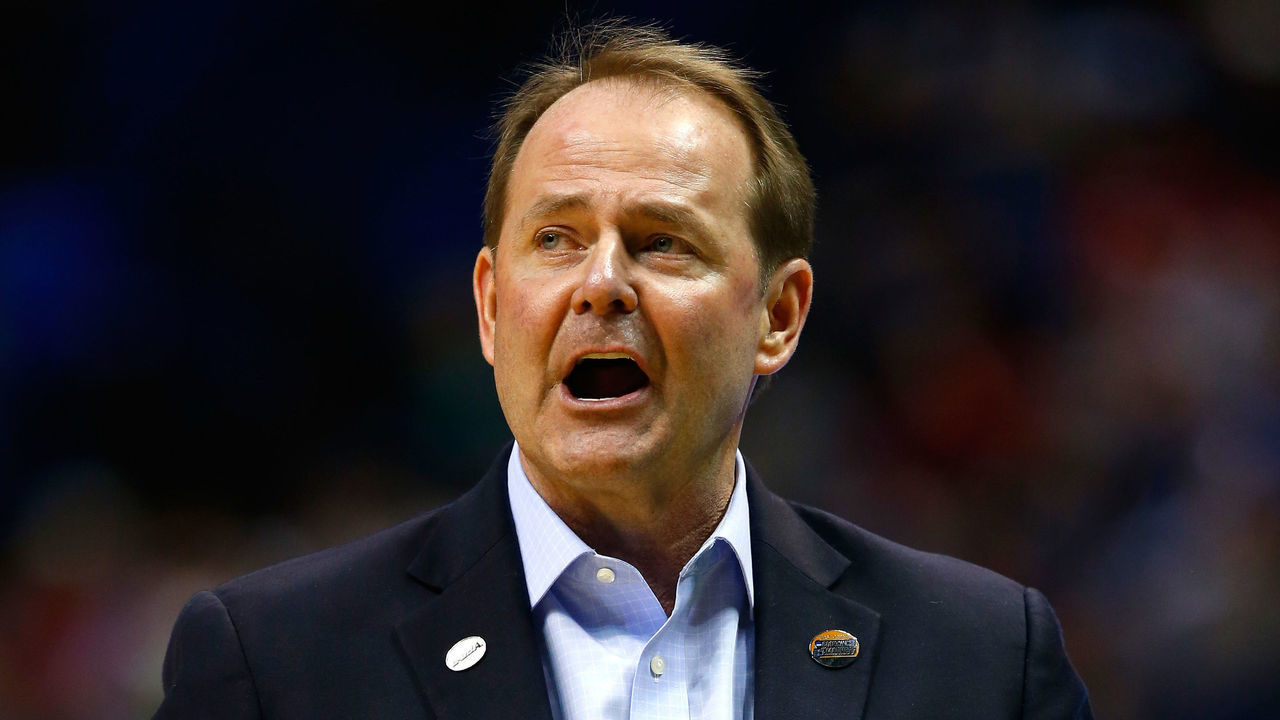 ST LOUIS, MO - MARCH 18: Head coach Kermit Davis of the Middle Tennessee Blue Raiders looks on in the first half against the Michigan State Spartans during the first round of the 2016 NCAA Men's Basketball Tournament at Scottrade Center on March 18, 2016 in St Louis, Missouri.