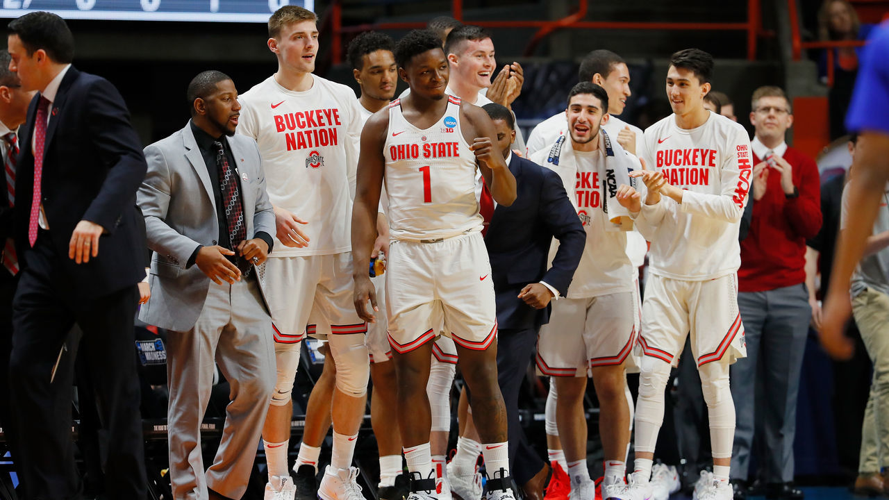 BOISE, ID - MARCH 15: Jae'Sean Tate #1 of the Ohio State Buckeyes reacts with teammates in the second half against the South Dakota State Jackrabbits during the first round of the 2018 NCAA Men's Basketball Tournament at Taco Bell Arena on March 15, 2018 in Boise, Idaho.