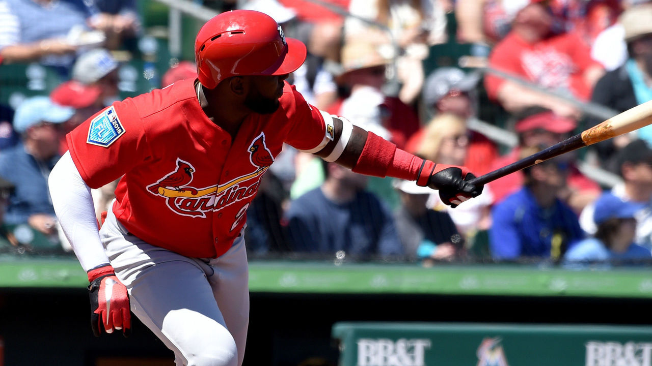 Blue Jays sign outfielder Randal Grichuk to a $52M, five-year