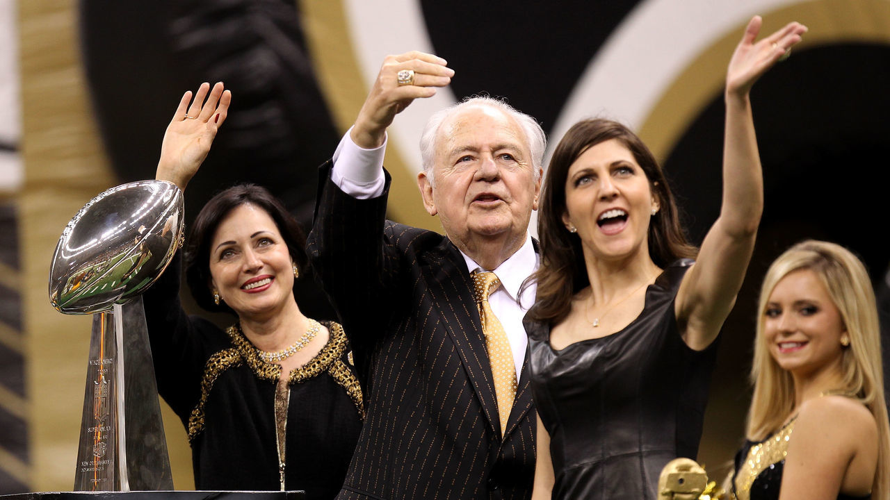 NEW ORLEANS - SEPTEMBER 09: Team Owner of the New Orleans Saints Tom Benson, his wife Gayle and his daughter Rita Benson Leblanc wave to the fans as they ride a float, displaying the VInce Lombardi trophy, out onto the field prior to the Saints playing against the Minnesota Vikings at Louisiana Superdome on September 9, 2010 in New Orleans, Louisiana.