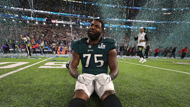 MINNEAPOLIS, MN - FEBRUARY 04: Vinny Curry #75 of the Philadelphia Eagles celebrates after defeating the New England Patriots 41-33 in Super Bowl LII at U.S. Bank Stadium on February 4, 2018 in Minneapolis, Minnesota.