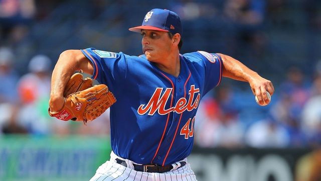 PORT ST. LUCIE, FL - MARCH 06: Jason Vargas #40 of the New York Mets delivers a pitch during the first inning against the Houston Astros of a spring training game at First Data Field on March 6, 2018 in Port St. Lucie, Florida. The Mets defeated the Astros 9-5.