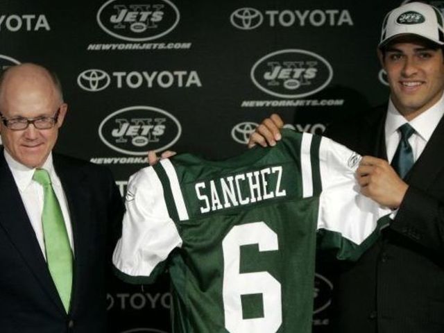How does Jets' deal compare to similar trade-ups in the NFL draft?