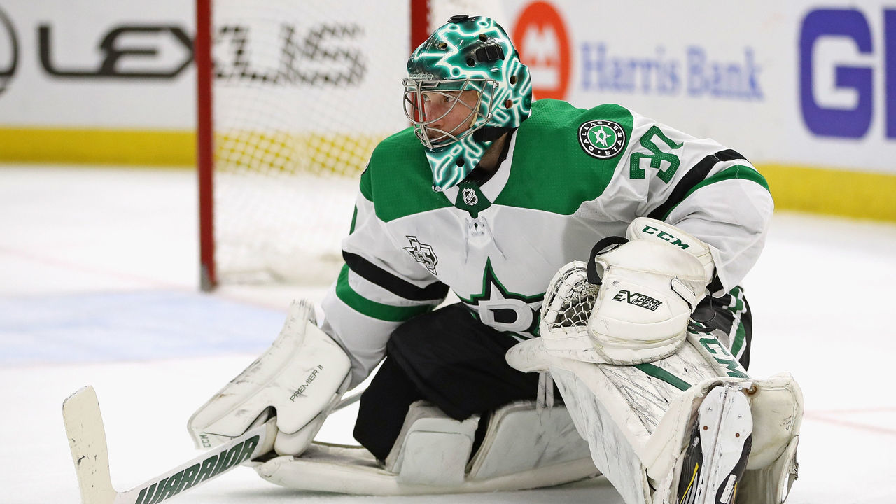 CHICAGO, IL - FEBRUARY 08: Ben Bishop #30 of the Dallas Stars stretches during a break against the Chicago Blackhawks at the United Center on February 8 2018 in Chicago, Illinois. The Stars defeated the Blackhawks 4-2.