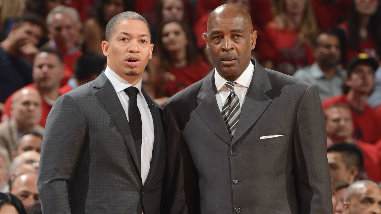 TORONTO, ON - MAY 27: Tyronn Lue and Larry Drew of the Cleveland Cavaliers coach during Game Six of the NBA Eastern Conference Finals against the Toronto Raptors at Air Canada Centre on May 27, 2016 in Toronto, Ontario, Canada. NOTE TO USER: User expressly acknowledges and agrees that, by downloading and/or using this photograph, user is consenting to the terms and conditions of the Getty Images License Agreement. Mandatory Copyright Notice: Copyright 2016 NBAE