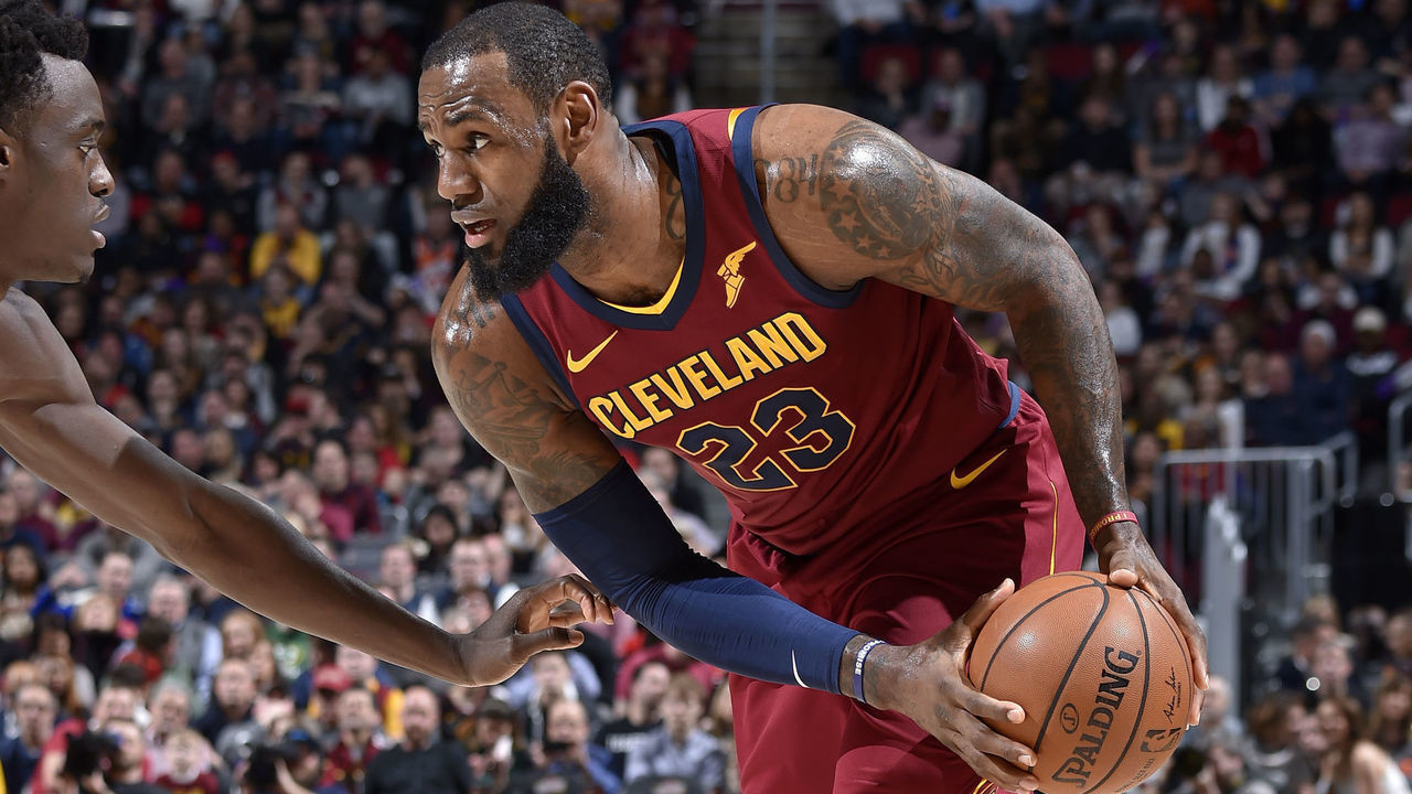 CLEVELAND, OH - MARCH 21: LeBron James #23 of the Cleveland Cavaliers handles the ball against the Toronto Raptors on March 21, 2018 at Quicken Loans Arena in Cleveland, Ohio. NOTE TO USER: User expressly acknowledges and agrees that, by downloading and/or using this Photograph, user is consenting to the terms and conditions of the Getty Images License Agreement. Mandatory Copyright Notice: Copyright 2018 NBAE