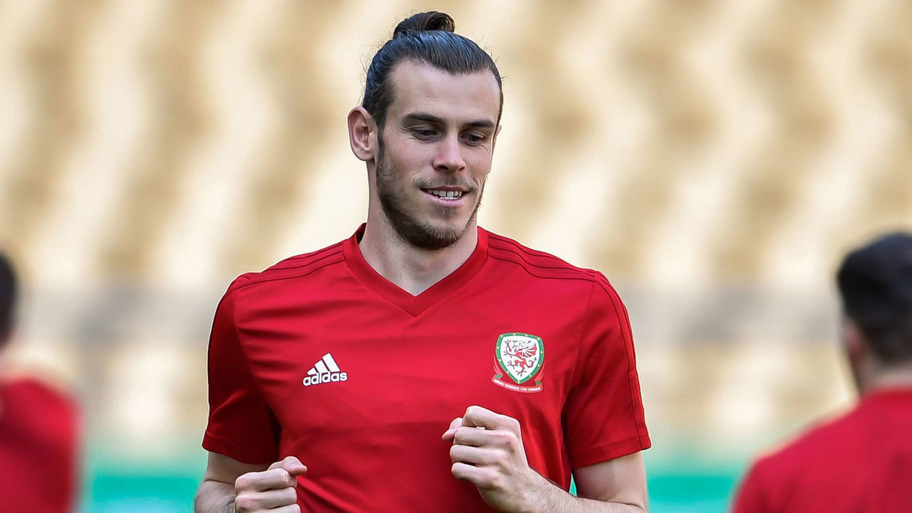 Gareth Bale (C) of Wales takes part in a training session before the China Cup International Football Championship in Nanning, in China's southern Guangxi region on March 20, 2018. / AFP PHOTO / - / China OUT