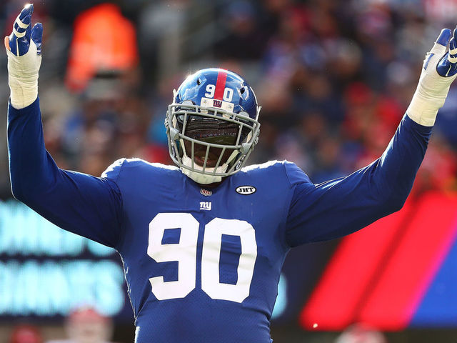 EAST RUTHERFORD, NJ - NOVEMBER 19: Jason Pierre-Paul #90 of the New York Giants in action against the Kansas City Chiefs during their game at MetLife Stadium on November 19, 2017 in East Rutherford, New Jersey.