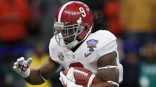 NEW ORLEANS, LA - JANUARY 01: Bo Scarbrough #9 of the Alabama Crimson Tide runs with the ball in the first quarter of the AllState Sugar Bowl against the Clemson Tigers at the Mercedes-Benz Superdome on January 1, 2018 in New Orleans, Louisiana.